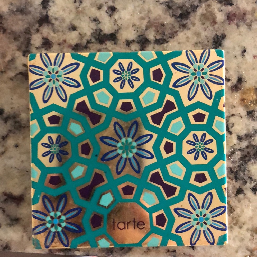 Tarte Goddess glow highlighter